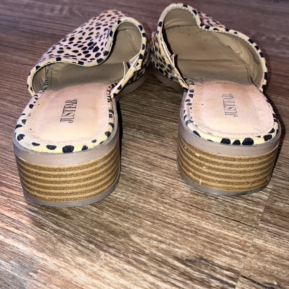 JusrFab Women’s Destinee Mule- Cheetah - Picture 3 of 3